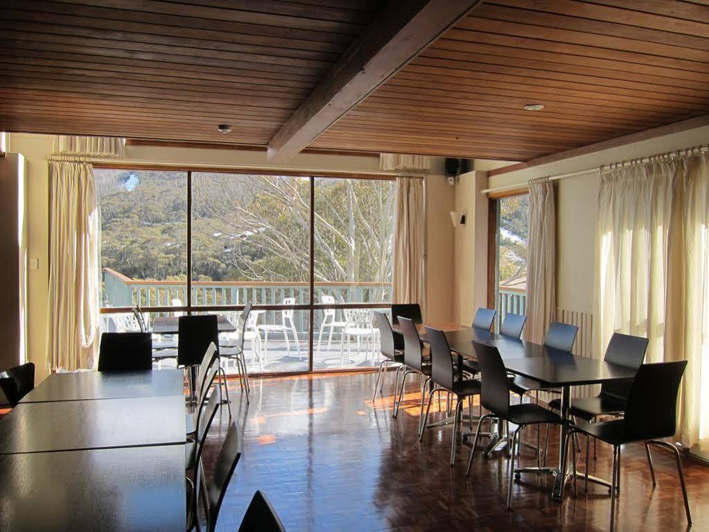 Alpenhorn Villa Thredbo Exteriör bild